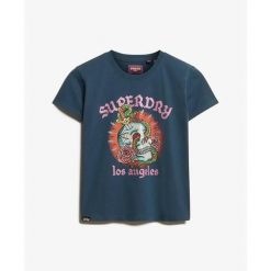 T-shirt dopasowany z dżetami w efekcie tatuażu dla kobiet Superdry. Niebieskie t-shirty Superdry, bez wzorów, bez kołnierzyka, bez ramiączek. Za 240.30 zł.