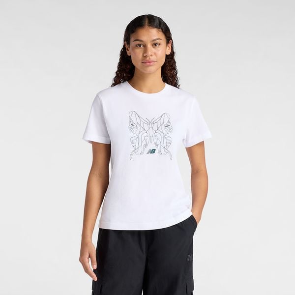 Koszulka damska New Balance WT61M6WOWT – biała. Białe bluzki New Balance, m, bez wzorów, z materiału, sportowe, bez kołnierzyka, bez ramiączek. Za 69.99 zł.
