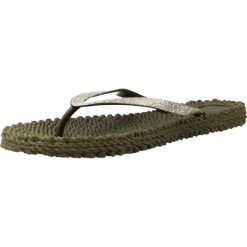 Sandały ILSE JACOBSEN CHEERFUL01 Zielony. Zielone sandały Ilse Jacobsen, bez wzorów, z gumy, bez obcasa, bez zapięcia. Za 152.99 zł.