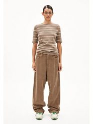 Armedangels Koszulka "Jaanisara" w kolorze kremowo-jasnobrązowym rozmiar: XXL. Brązowe bluzki ARMEDANGELS, xxl, bez wzorów, z bawełny, bez kołnierzyka, bez ramiączek. Za 108.99 zł.