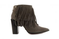 Botki Bayla-067 123501 Nobuck Ashes, Brąz, Skóra naturalna - 41. Szare botki Bayla, na jesień, bez wzorów, z nubiku, bez obcasa, na obcasie, bez zapięcia. W wyprzedaży za 89.10 zł.