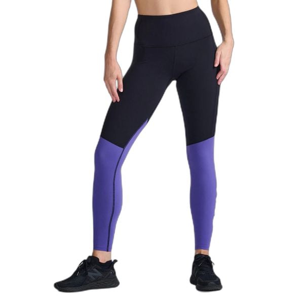 Legginsy kompresyjne wysokiej talii dla kobiet 2XU Form Splice. Czarne legginsy 2XU, bez wzorów, z podwyższonym stanem. Za 528.00 zł.