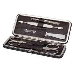 ERBE Zestaw do manicure etui z zawieszką seria Siena 5 szt. Kuferki do makijażu 1 ct 1 szt. Zestawy ERBE. Za 388.49 zł.