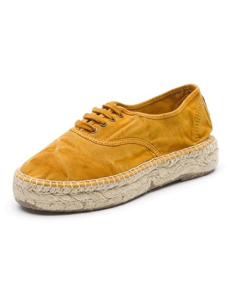 Natural world Sneakersy w kolorze żółtym rozmiar: 42. Żółte trampki Natural World, bez wzorów, bez zapięcia. Za 194.95 zł.