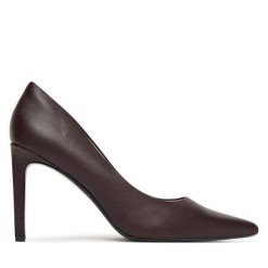 Szpilki Calvin Klein. Czerwone szpilki Calvin Klein, bez wzorów, bez obcasa, na szpilce, bez zapięcia. Za 649.99 zł.