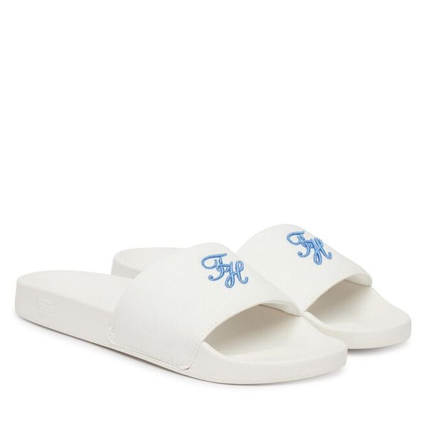 Klapki Tommy Hilfiger. Białe klapki TOMMY HILFIGER, bez wzorów, bez obcasa. Za 169.99 zł.