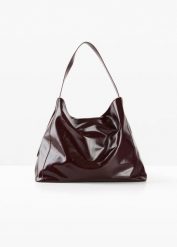 Torba typu shopper z błyszczątej imitacji skóry. Czerwone shopper bonprix, bez wzorów, ze skóry, eleganckie, bez dodatków. Za 124.99 zł.