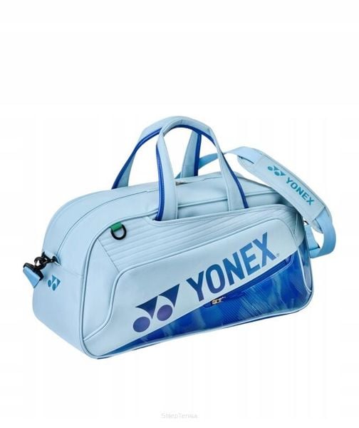 Torba tenisowa Yonex Expert Boston Bag. Niebieskie torby na ramię YONEX, bez wzorów, z materiału, eleganckie, na ramię, bez dodatków. Za 639.00 zł.