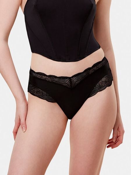 Triumph Figi klasyczne Lift Smart Bandeau Maxi EX 10215945 Czarny. Czarne figi Triumph, l, bez wzorów, z syntetyku. Za 79.99 zł.