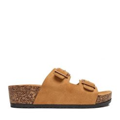 Klapki JENNY. Brązowe klapki Jenny, bez wzorów, bez obcasa. Za 79.99 zł.