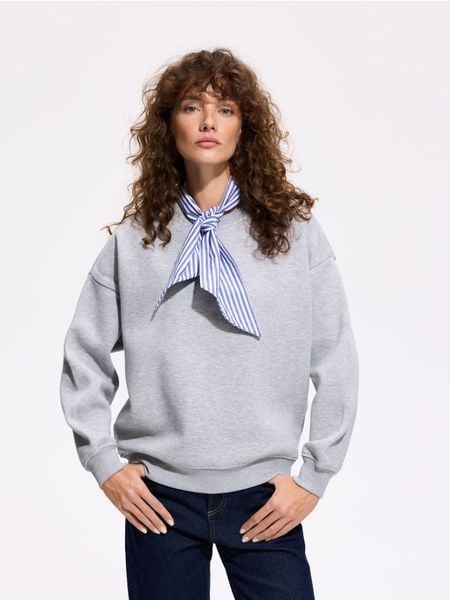 Bluza z chustą - jasnoszary. Szare bluzy Reserved, l, bez wzorów, z bawełny, bez kaptura. Za 129.99 zł.