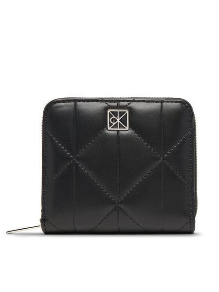 Calvin Klein Portfel Quilted Square Zip Around LV04F1121G Czarny. Czarne portfele Calvin Klein, bez wzorów, ze skóry. Za 289.99 zł.