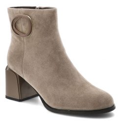 Khaki Botki Artiker Eleganckie Buty Damskie. Szare botki Artiker, na jesień, z aplikacjami, bez obcasa, na obcasie, bez zapięcia. Za 322.99 zł.