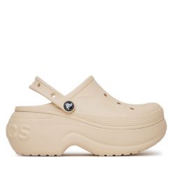 Klapki Crocs. Brązowe klapki Crocs, bez wzorów, bez obcasa. Za 279.99 zł.