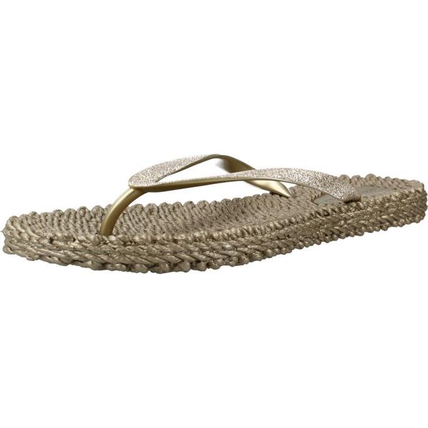 Sandały ILSE JACOBSEN CHEERFUL01 Złoty. Żółte sandały Ilse Jacobsen, bez wzorów, z gumy, bez obcasa, bez zapięcia. Za 179.95 zł.