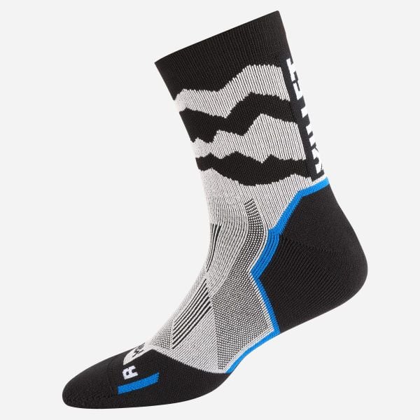 Skarpety do biegania w terenie Millet Intense Crew Socks Czarny. Czarne skarpety Millet, bez wzorów, z tkaniny. Za 90.00 zł.