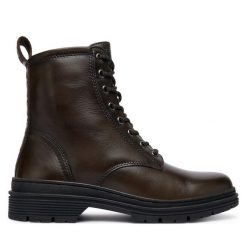 Botki Tamaris. Brązowe botki Tamaris, bez wzorów, bez obcasa, na płaskiej podeszwie, bez zapięcia. Za 509.99 zł.
