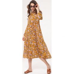 Żółta Sukienka Sweet Verbena. Żółte sukienki Born2be, l, bez wzorów, bez kołnierzyka, bez ramiączek, maxi. Za 79.99 zł.