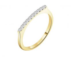 Pierścionek z żółtego złota z brylantami - 0,14 ct - próba 585. Żółte pierścionki Apart, z brylantem, złote. Za 2,490.00 zł.