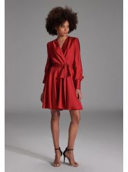 SWING Sukienka w kolorze czerwonym rozmiar: 42. Czerwone sukienki Swing, bez wzorów, z tkaniny, bez kołnierzyka, bez ramiączek, midi. Za 290.95 zł.