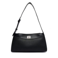 Torebka Calvin Klein. Czarne torebki klasyczne Calvin Klein, bez wzorów, bez dodatków. Za 529.99 zł.
