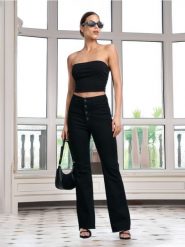 Jeansy flare - czarny. Czarne jeansy Sinsay, l, bez wzorów, z podwyższonym stanem. Za 69.99 zł.