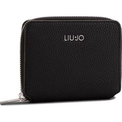 Duży Portfel Damski LIU JO - M Zip Around N68176 E0033 Nero 22222. Czarne portfele Liu Jo, bez wzorów, ze skóry ekologicznej. W wyprzedaży za 209.00 zł.