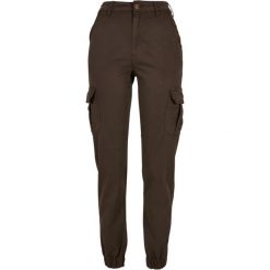 Spodnie Cargo Damskie Z Wysokimi Stanami. Brązowe spodnie dresowe Urban Classics, bez wzorów. Za 179.99 zł.