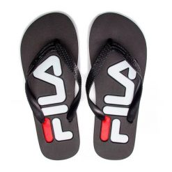 Klapki damskie Fila Troy. Czarne klapki Fila, bez wzorów, bez obcasa. Za 31.90 zł.