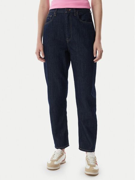 Tommy Jeans Jeansy DW0DW23459 Granatowy Mom Fit. Niebieskie jeansy Tommy Jeans, bez wzorów. Za 363.99 zł.