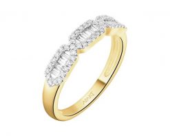 Pierścionek z żółtego złota z diamentami - 0,28 ct - próba 585. Żółte pierścionki Apart, z diamentem, złote. Za 5,790.00 zł.