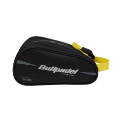 Bullpadel kosmetyczka BPN26020 czarna. Czarne kufry i kosmetyczki bullpadel, bez wzorów, bez dodatków. Za 229.99 zł.