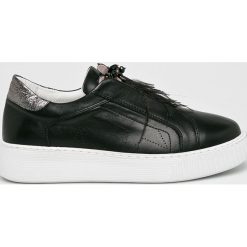 Badura - Buty. Czarne obuwie sportowe Badura, z materiału, bez zapięcia. W wyprzedaży za 239.90 zł.