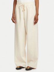 Liu Jo Sport Spodnie dresowe TA6192 T327A Kremowy Loose Fit. Białe spodnie dresowe Liu Jo Sport, l, bez wzorów, z dresówki. Za 689.99 zł.