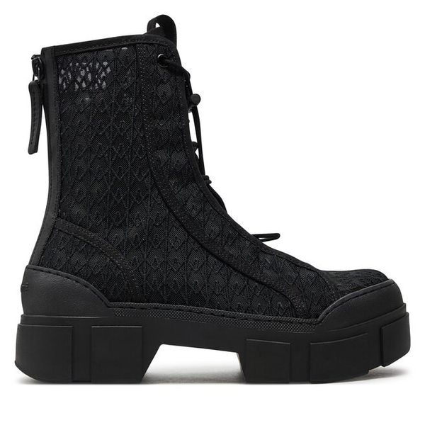 Trzewiki Vic Matié. Czarne botki Vic Matié, bez wzorów, bez obcasa, na płaskiej podeszwie, bez zapięcia. Za 1,359.00 zł.