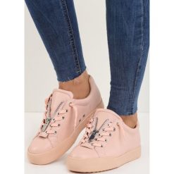Różowe Buty Sportowe Zip-On. Czerwone obuwie sportowe Born2be, bez zapięcia. Za 59.99 zł.