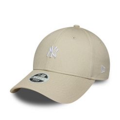 Damska czapka z daszkiem New York Yankees Logo 9FORTY. Białe czapki New Era, bez wzorów. Za 170.50 zł.