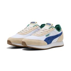 Sneakersy unisex R78 Lightwind Retro Run PUMA. Białe obuwie sportowe Puma, bez zapięcia. W wyprzedaży za 169.00 zł.