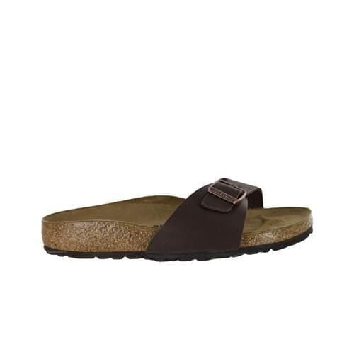 Klapki damskie Birkenstock Madrid BF. Brązowe klapki Birkenstock, bez wzorów, z materiału, bez obcasa. Za 299.00 zł.