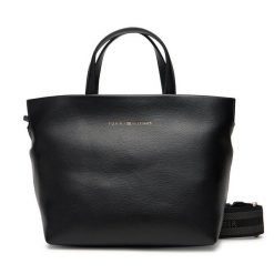 Torebka Tommy Hilfiger. Czarne torebki klasyczne TOMMY HILFIGER, bez wzorów, bez dodatków. Za 599.99 zł.