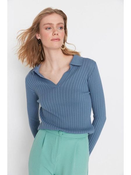 Trendyol Sweter w kolorze niebieskim rozmiar: L. Niebieskie swetry Trendyol, l, bez wzorów, bez ramiączek. Za 47.95 zł.