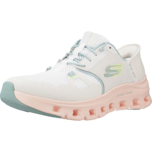 Kapcie SKECHERS GLIDE-STEP PRO Beżowy. Czerwone obuwie domowe Skechers, bez wzorów, z materiału, bez zapięcia. Za 490.00 zł.