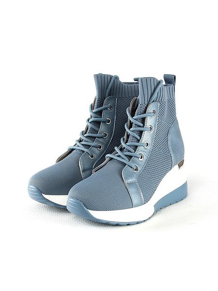 Foreverfolie Sneakersy w kolorze niebiesko-białym rozmiar: 39. Białe trampki Foreverfolie, bez wzorów, z materiału, za kostkę, bez zapięcia. Za 99.95 zł.