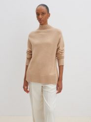 Someday Sweter w kolorze jasnobrązowym rozmiar: 36. Brązowe swetry someday., bez wzorów, z wełny, bez ramiączek. Za 321.39 zł.