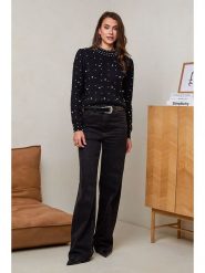 Soft Cashmere Sweter w kolorze czarnym rozmiar: 38/40. Czarne swetry Soft Cashmere, bez wzorów, z kaszmiru, bez ramiączek. Za 104.99 zł.