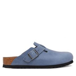 Klapki Birkenstock. Niebieskie klapki Birkenstock, bez wzorów, bez obcasa. Za 679.99 zł.