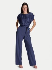 Swing Kombinezon 3AD00400 Niebieski Relaxed Fit. Niebieskie sukienki Swing, bez wzorów, z syntetyku, bez kołnierzyka, bez ramiączek. Za 609.99 zł.