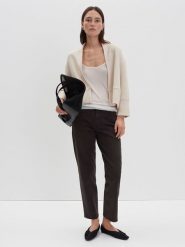 Someday Kardigan "Ulison" w kolorze kremowym rozmiar: 38. Brązowe kardigany someday., bez wzorów. Za 143.99 zł.