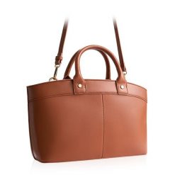 Klasyczna torebka damska MILEY BETLEWSKI® koniakowy. Białe torby na ramię bez wzorów, ze skóry ekologicznej, na ramię, bez dodatków. Za 159.99 zł.