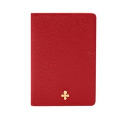 Etui na paszport w kolorze czerwonym. Czerwone torebki klasyczne Lilou, bez wzorów, ze skóry, bez dodatków. Za 299.00 zł.